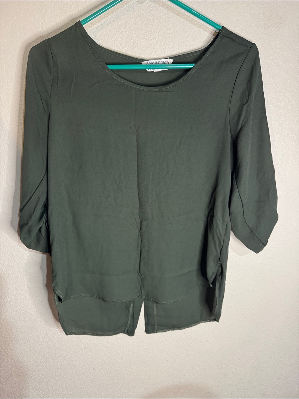Pink Rose Olive Green Round Neck Split-Hem Blouse